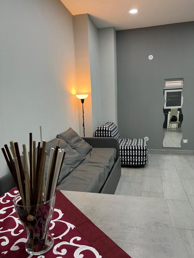 Lad 75 Appartement Napels Buitenkant foto