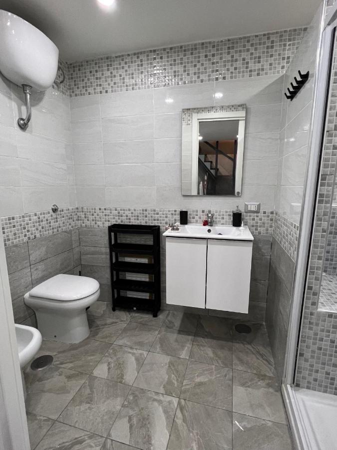 Lad 75 Appartement Napels Buitenkant foto